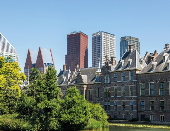 De-verkoopmakelaar-in-Den-Haag-en-omgeving-ARE-Makelaars